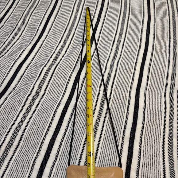 Leather Crossbody Phone Bag Small Tan Brown Zipper Shoulder Purse - Picture 9 of 9